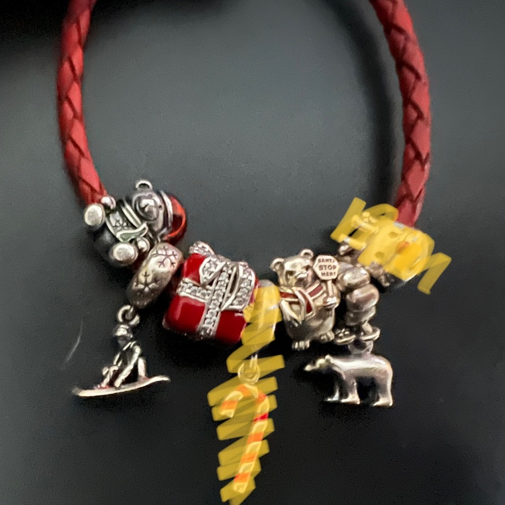 Pandora retired Christmas charms